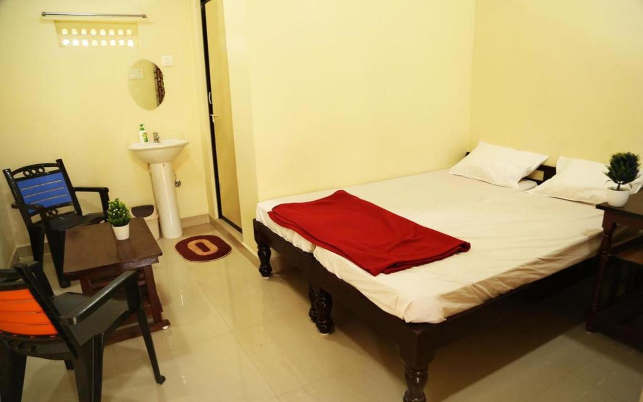 Hotel Megha Resort Hampi Esterno foto