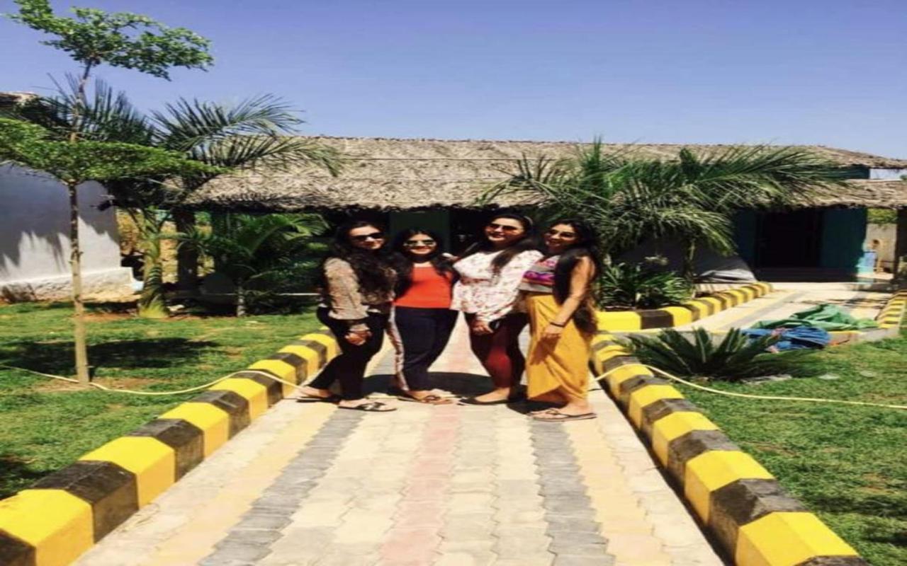 Hotel Megha Resort Hampi Esterno foto