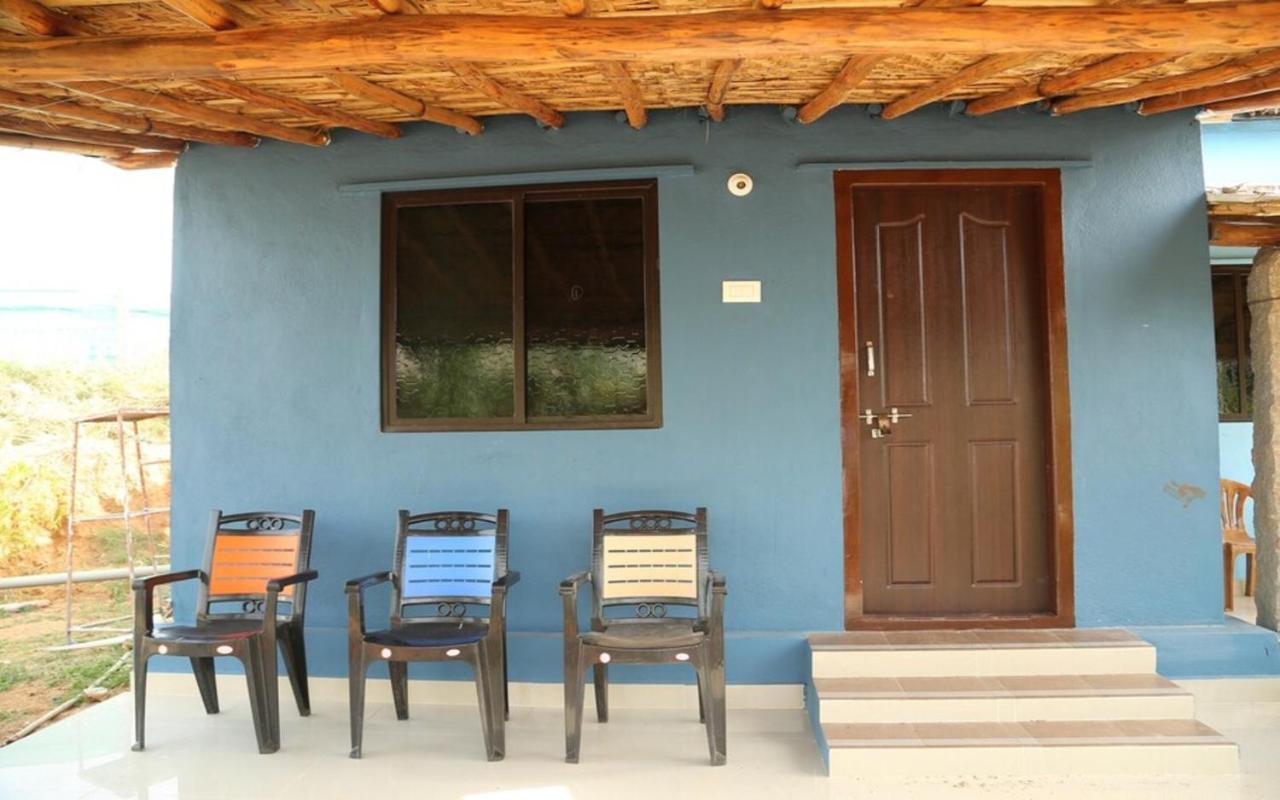 Hotel Megha Resort Hampi Esterno foto